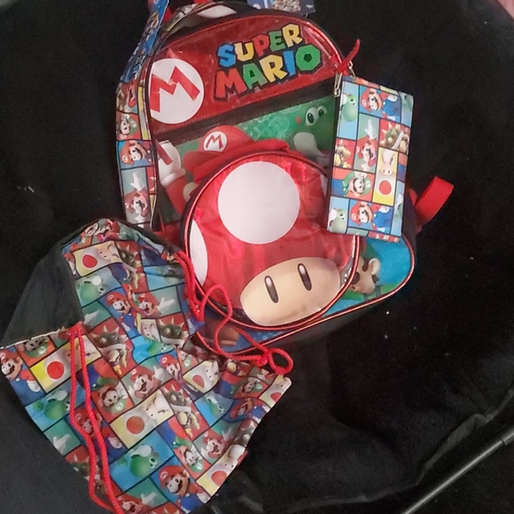 Super mario 5 piece backpack set - Picture 2 of 7